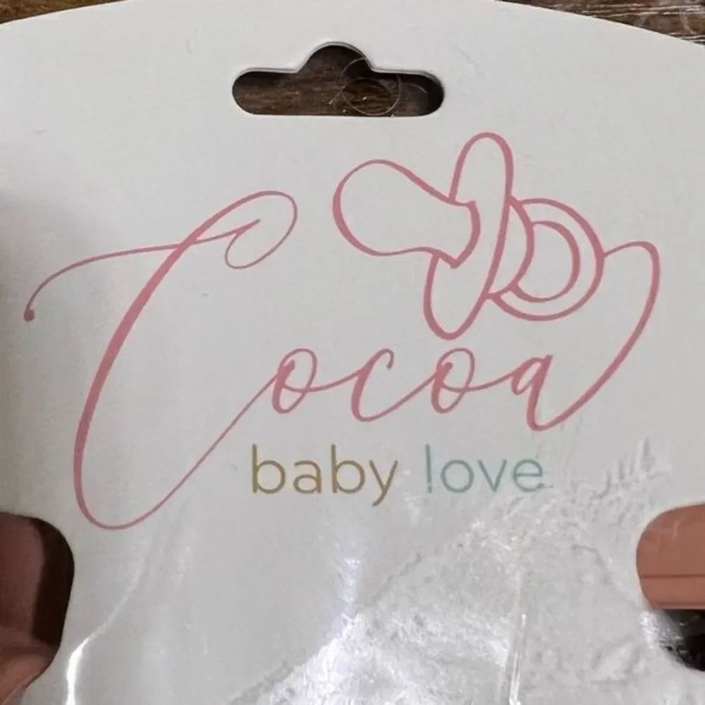 NWT Cocoa Baby Love “So Adored” Silicone‎ Bib One Size